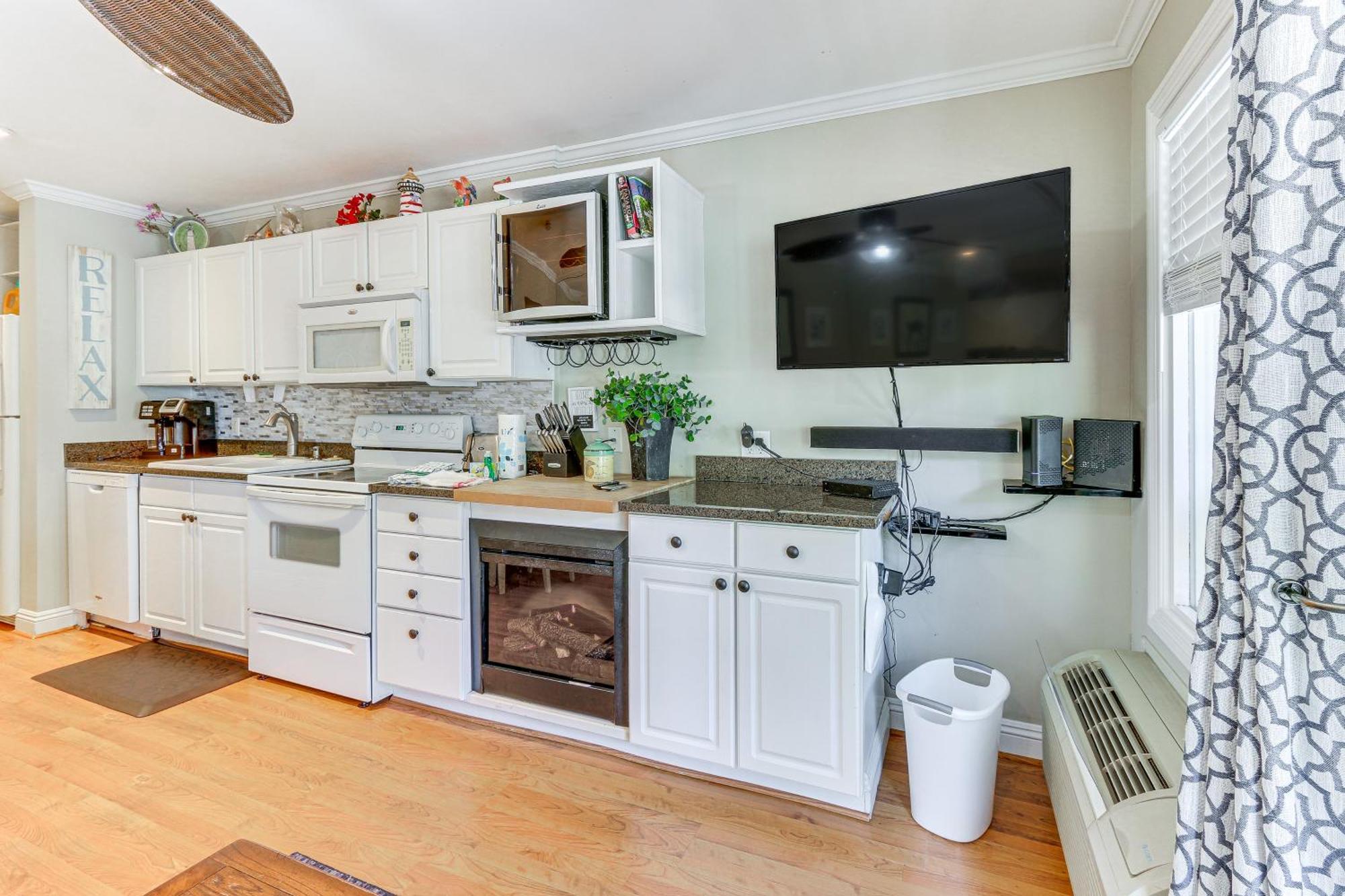 Hilton Head Gem Walk To Coligny Plaza And Beach! Hilton Head Island Eksteriør bilde